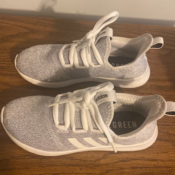 Women’s adidas cloudfoam - Picture 2 of 3